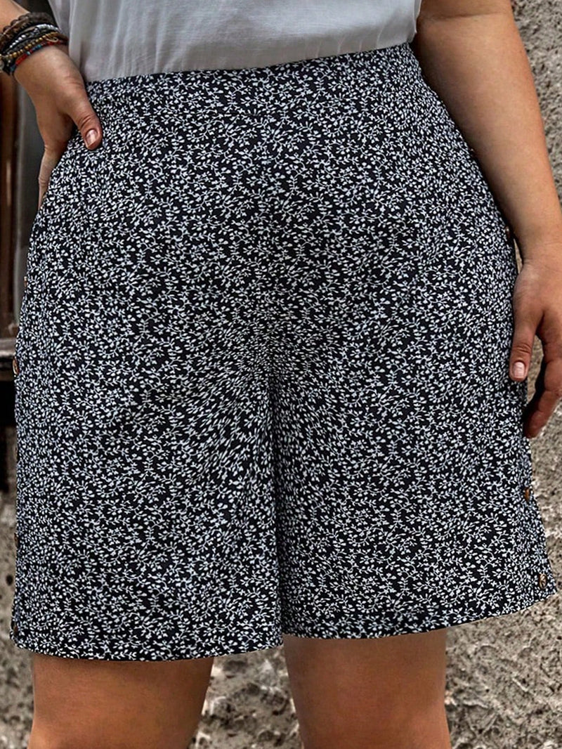 Short feminino estampado com falsos botões Alicia. Plus Size