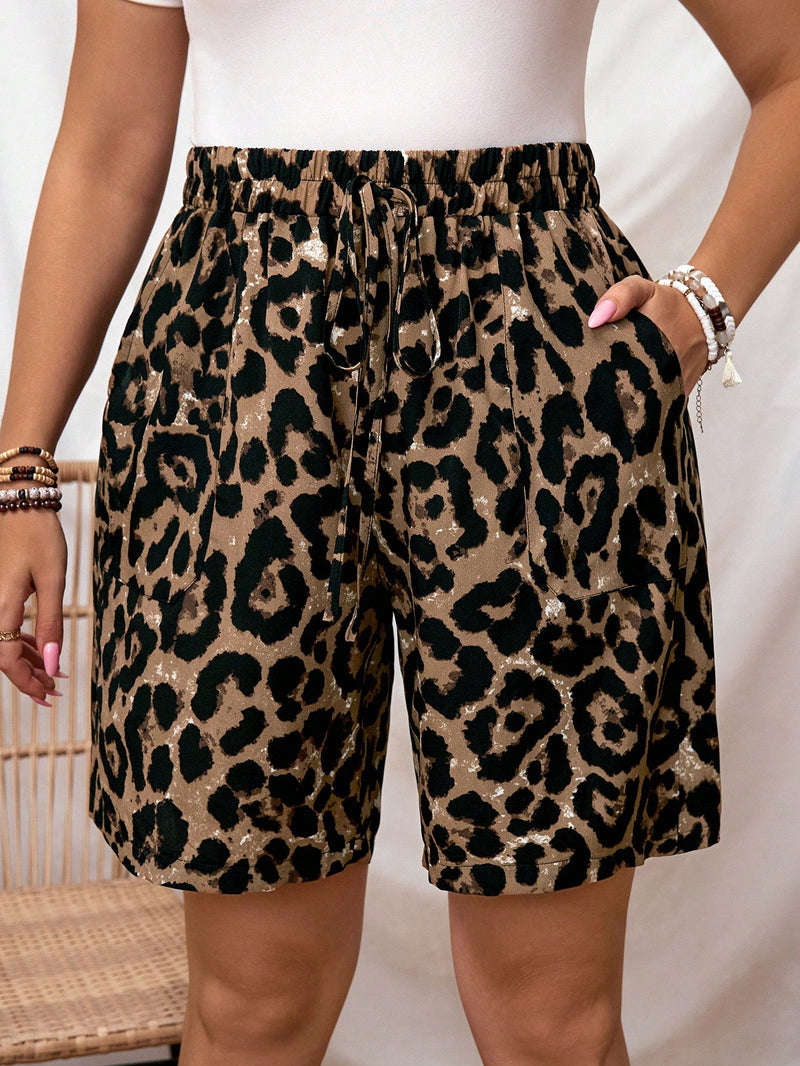 Bermuda Feminina com Estampa Animal Print e Cintura Ajustável - Camille. Plus Size