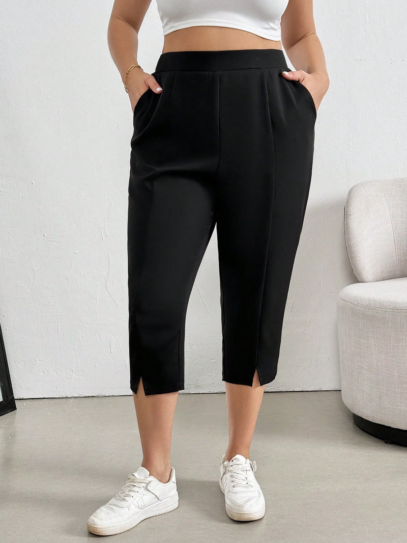 Calça feminina tipo capri com bolso lateral Fabiana. Plus Size