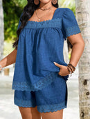 Conjunto feminino de blusa e bermuda com detalhes de renda Alida. Plus Size