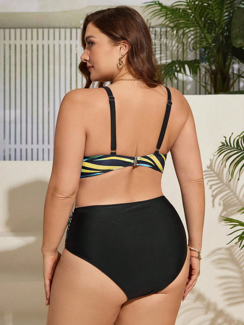 Biquíni Feminino com Cintura Alta e Estampa Exclusiva - Clarisse. Plus Size