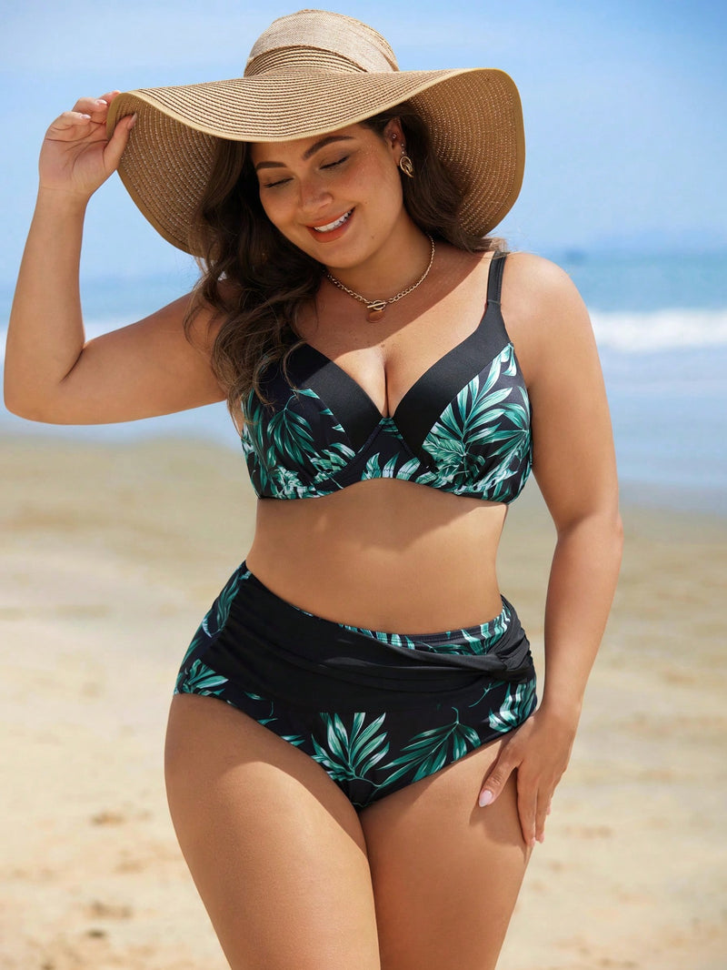 Biquíni Feminino com Estampa Tropical e Cintura Alta - Tacianne. Plus Size