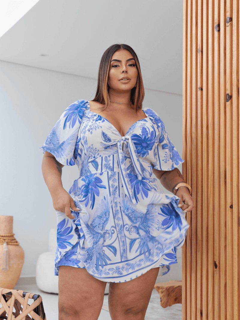 Vestido Feminino Macaquinho com sobreposição simulando um vestido Luna. Plus Size