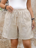 Bermuda Feminina com Estampa Animal Print e Cintura Ajustável - Camille. Plus Size
