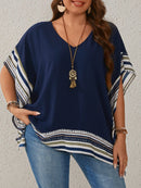 Blusa Feminina Solta com Decote em V - Dália. Plus Size