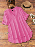 Blusa Feminina com Decote em V e Detalhe de Bainha Alta-Baixa - Vittoria. Plus Size