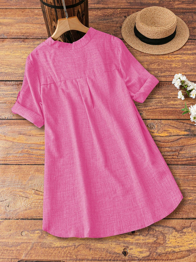 Blusa Feminina com Decote em V e Detalhe de Bainha Alta-Baixa - Vittoria. Plus Size
