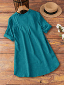 Blusa Feminina com Decote em V e Detalhe de Bainha Alta-Baixa - Vittoria. Plus Size