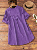 Blusa Feminina com Decote em V e Detalhe de Bainha Alta-Baixa - Vittoria. Plus Size