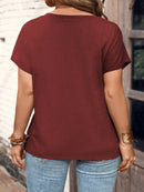 Blusa feminina gola redonda e botões frontais Juliana. Plus Size