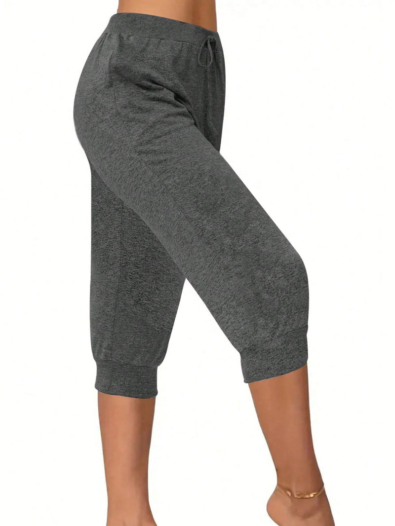Calça Capri Feminina com Cordão na Cintura - Alessia. Plus Size