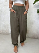 Calça Feminina com Cintura Elástica e Bolsos Mega. Plus Size