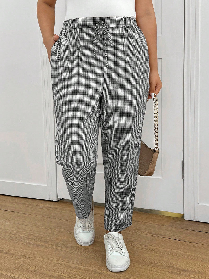 Calça Feminina com  Nó, Bolso Paula. Plus Size