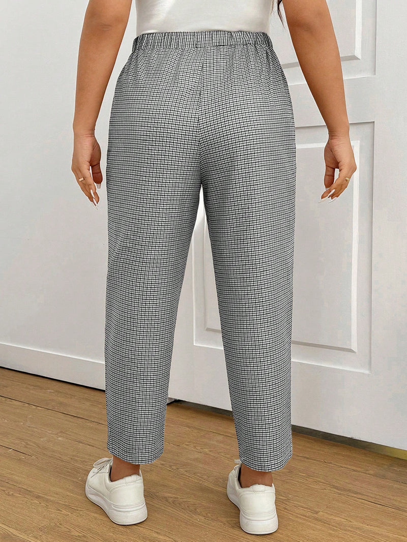 Calça Feminina com  Nó, Bolso Paula. Plus Size