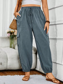 Calça feminina Tipo Jogger Com Laço Frontal Cristina. Plus Size