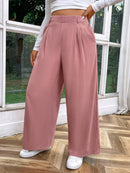 Calça feminina de cintura alta com pregas Iris. Plus Size