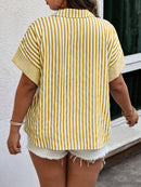 Camisa feminina casual listrada Karina. Plus Size