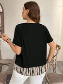 Camiseta Feminina com Decoro de Bolso em Contraste de Cor - Lívia. Plus Size