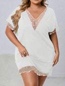 Camisola com detalhe em renda Tania Feminina Plus Size