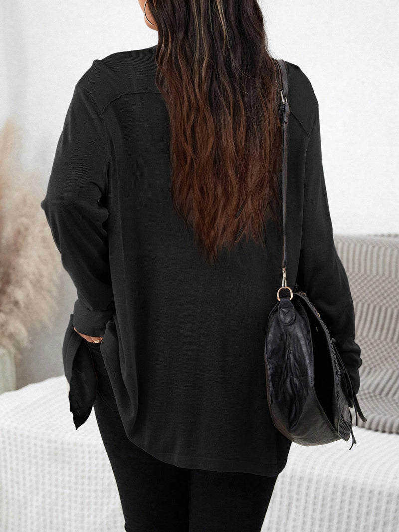 Cardigan Feminina com Botões e Bolsos Duplos - Élodie. Plus Size