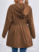 Casaco Feminino com Capuz e Amarração na Cintura – Milany. Plus Size