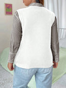 Colete feminino gola V Zara. Plus Size