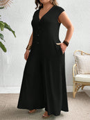 Macacão Feminino com Fechamento Frontal em Botões e Tecido Leve - Ilza. Plus Size