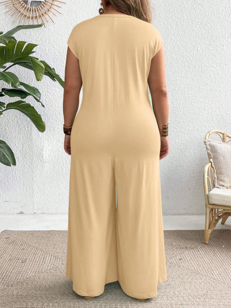 Macacão Feminino com Fechamento Frontal em Botões e Tecido Leve - Ilza. Plus Size