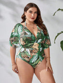 Maiô feminino com mangas transparentes caídas Petra. Plus Size