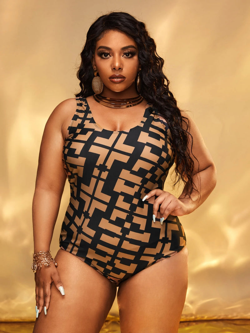 Maiô feminino com estampa geométrica - Gloria. Plus Size Flash
