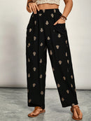 Calça Feminina com Cintura Elástica e Bolsos Mega. Plus Size