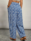 Calça Feminina com Cintura Elástica e Bolsos Mega. Plus Size