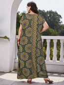 Túnica Feminina reto de manga curta morcego - Samira. Plus Size