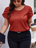 Blusa feminina com detalhes bordados e gola redonda Analia. Plus Size