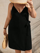 Vestido Envelope Feminino com Amarração Lateral Thais. Plus Size