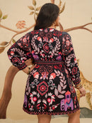 Vestido Feminino Curto Manga Longa Decote em V Cíntia. Plus Size