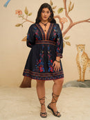 Vestido Feminino Curto Manga Longa Decote em V Cíntia. Plus Size