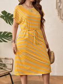 Vestido Feminino Listrado com Cintura Ajustável - Larissa. Plus Size