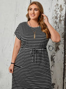Vestido Feminino Listrado com Cintura Ajustável - Larissa. Plus Size