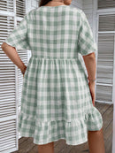 Vestido Feminino com Estampa Xadrez e Botões Frontais - Ruby. Plus Size