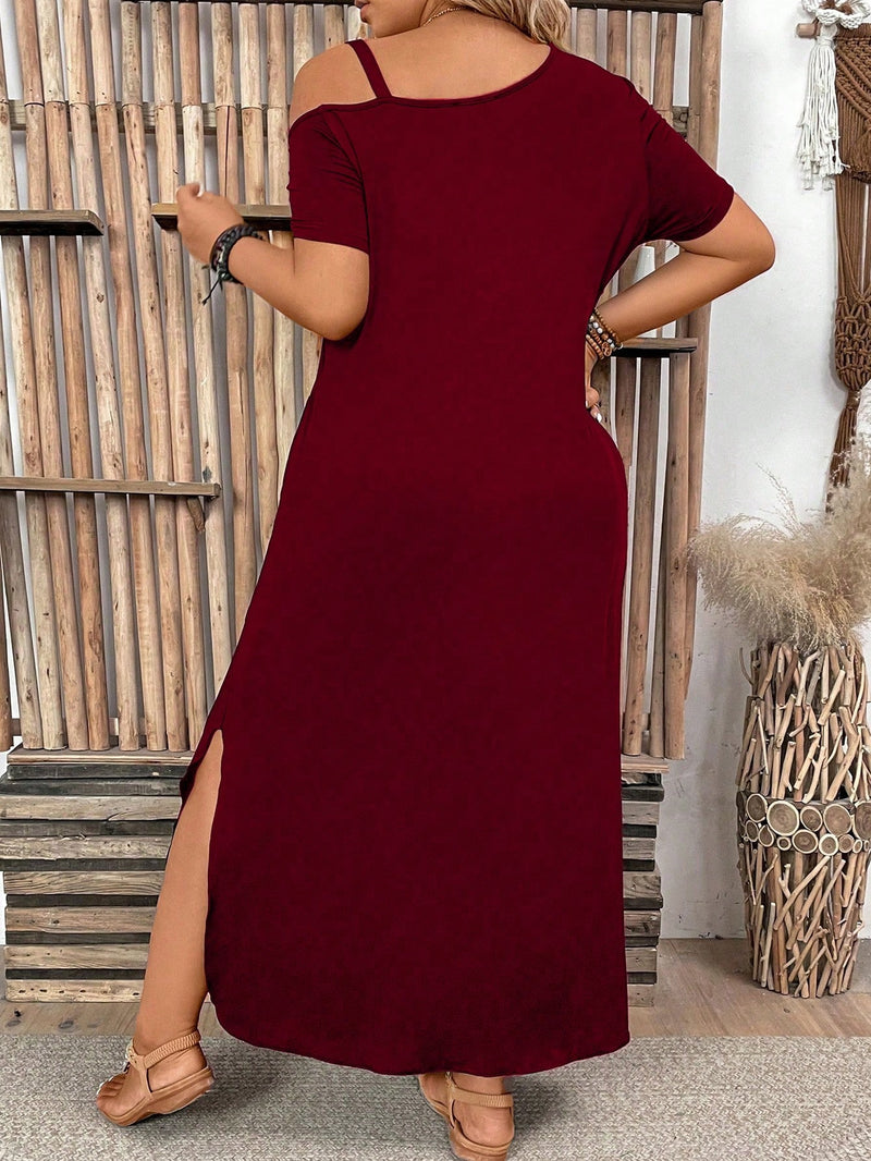Vestido Feminino casual de Manga Curta Ombros de Fora Cleide. Plus Size