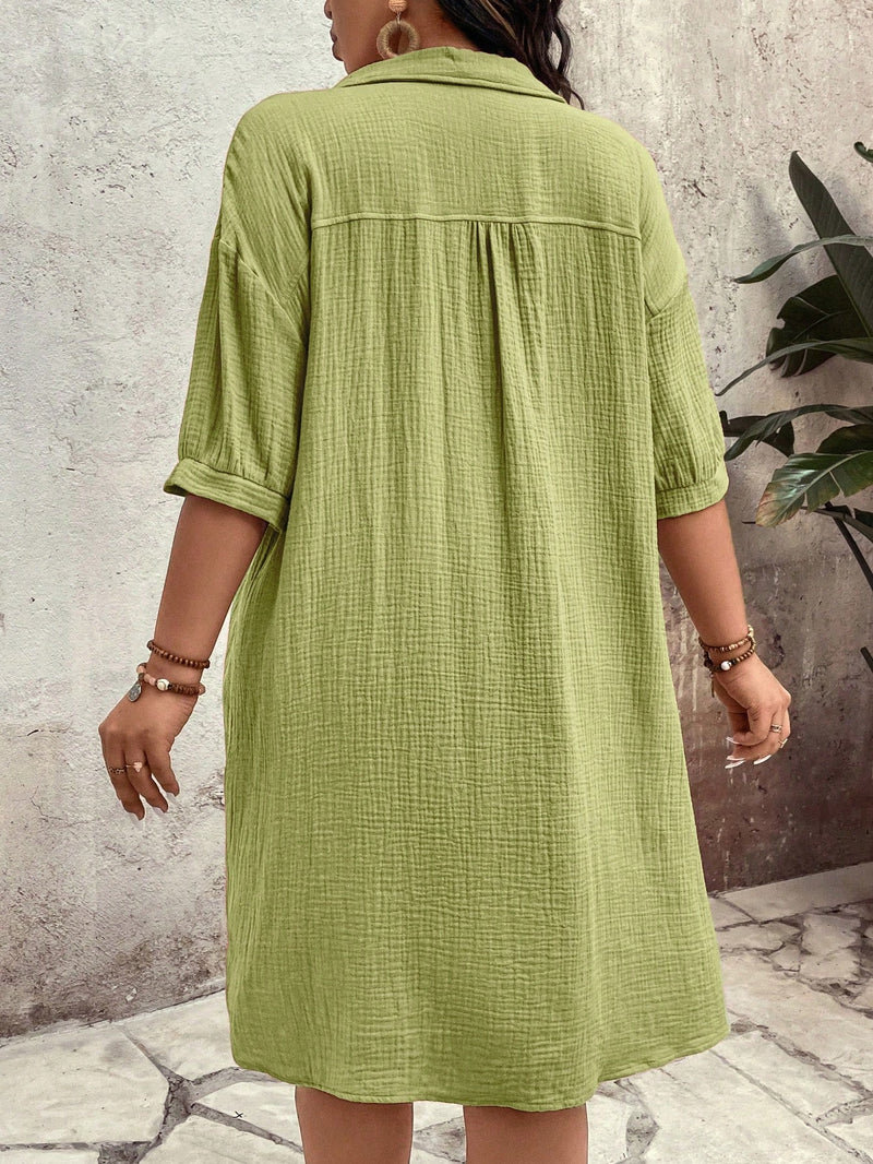 Vestido Feminino com Bolsos Frontais e Botões - Melina. Plus Size