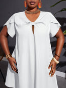 Vestido feminino com detalhe de nó torcido Jessica. Plus Size