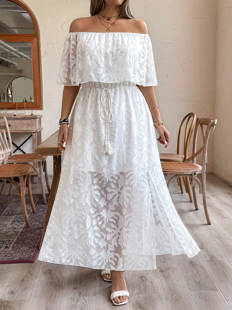 Vestido feminino de Ombro à Mostra e Design Floral 3D Alice. Plus Size