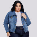 Jaqueta jeans Feminina detalhe bolso - Lindalva. Plus Size