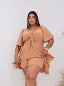 Vestido Feminino Macaquinho com sobreposição simulando um vestido Luna. Plus Size
