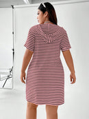 Vestido Feminino com Capuz Listrado Emily Plus Size