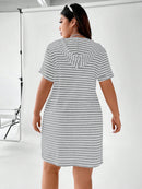 Vestido Feminino com Capuz Listrado Emily Plus Size
